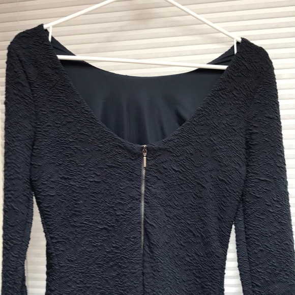 3/4 sleeve bodycon dress. - Picture 2 of 3